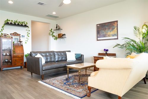 18313 Anicio Gallo Dr, PFLUGERVILLE, TX, 78660-4671 | Card Image