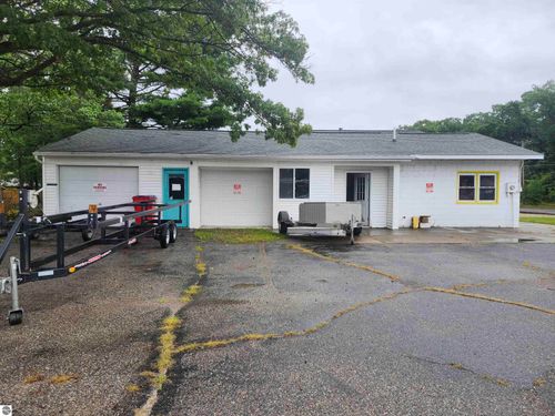 3498 Indian Lake Rd, National City, MI, 48748-9634 | Card Image