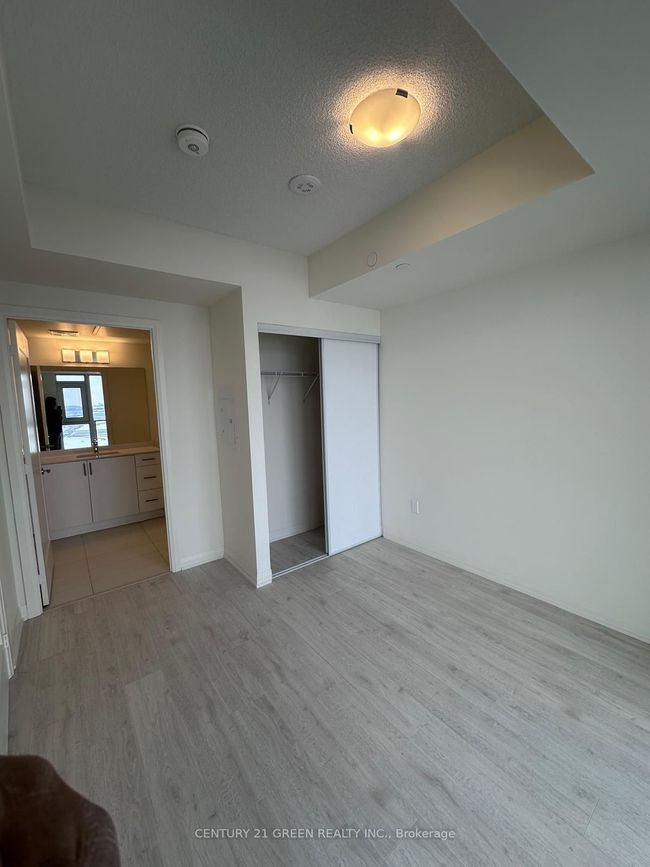 709 - 8960 Jane St, Condo with 2 bedrooms, 3 bathrooms and null parking in Concord ON | Image 6