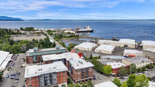 305-960 Harris Ave, Bellingham, WA, 98225-7009 | Card Image