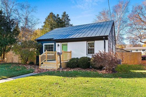 111 N Geneva Avenue, STURGEON BAY, WI, 54235 | Card Image