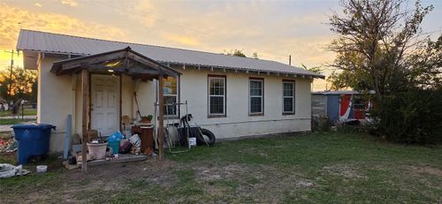 612 Duke St, Eden, TX, 76837-1128 | Card Image