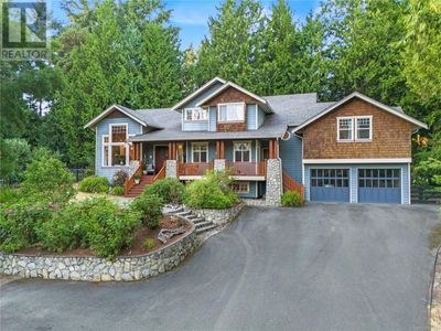 8722 Pylades Pl, House other with 6 bedrooms, 5 bathrooms and 8 parking in North Saanich BC | Image 3