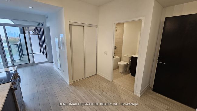 814 - 270 Dufferin St, Condo with 1 bedrooms, 1 bathrooms and null parking in Toronto ON | Image 13