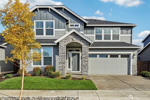 714 Se 37th St, Battle Ground, WA, 98604-3235 | Card Image