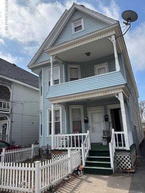 1-918 Delamont Ave, Schenectady, NY, 12307-1814 | Card Image