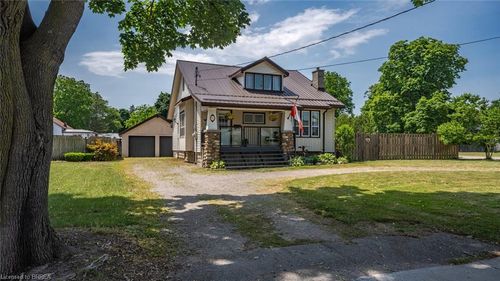 262 John St S, Aylmer, ON, N5H2E2 | Card Image