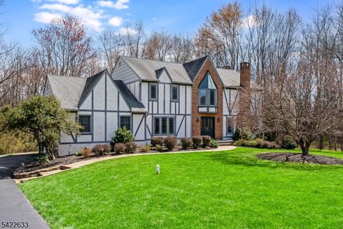 5 Darnay Rd, Morristown, NJ, 07960-6352 | Card Image