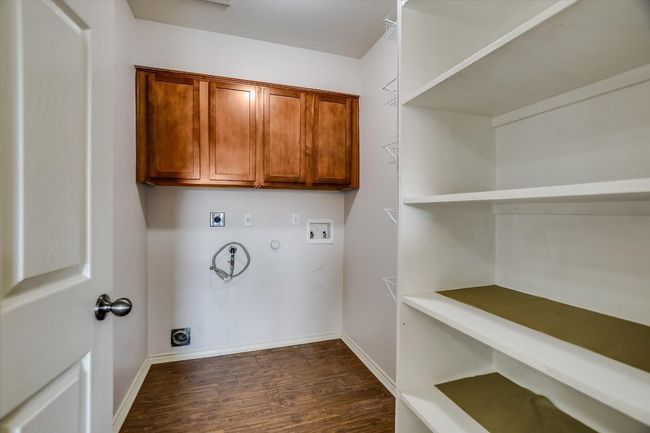 11120 Los Comancheros Rd, House other with 4 bedrooms, 2 bathrooms and 4 parking in Austin TX | Image 9