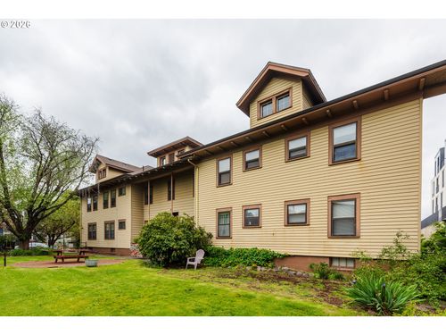 1830 Nw 23rd Pl, Portland, OR, 97210-2199 | Card Image