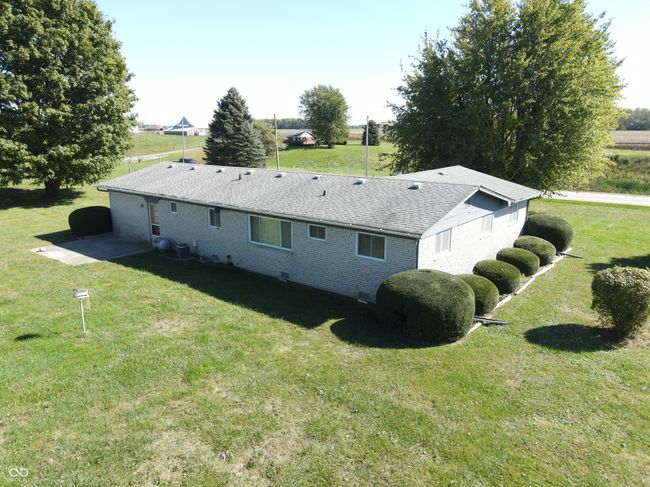 3300 W State Road 244, House other with 3 bedrooms, 2 bathrooms and null parking in Milroy IN | Image 7