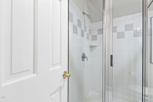 Bathroom04B | Image 48