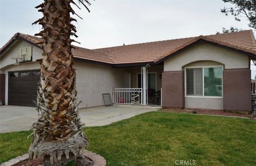 11876 Begonia Rd, Adelanto, CA, 92301-3687 | Card Image