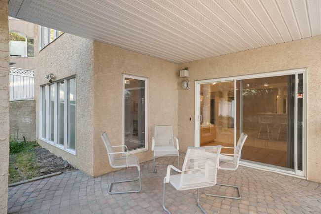 11 Patrick View Sw, House other with 4 bedrooms, 4 bathrooms and 4 parking in Calgary AB | Image 42