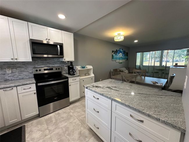 Kitchen | Image 8