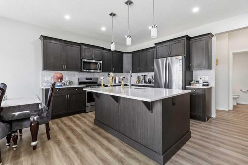 62 Wolf Hollow Way Se, Calgary, AB, T2X1T8 | Card Image