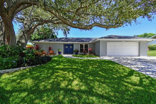 1975 Orange Ct, Dunedin, FL, 34698-9423 | Card Image