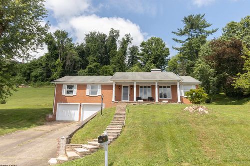 203 Emerson Road Road, Clarksburg, WV, 26301 | Card Image