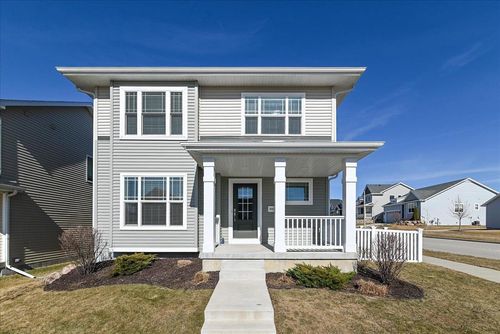 9322 Highland Gate Way, Verona, WI, 53593-8200 | Card Image