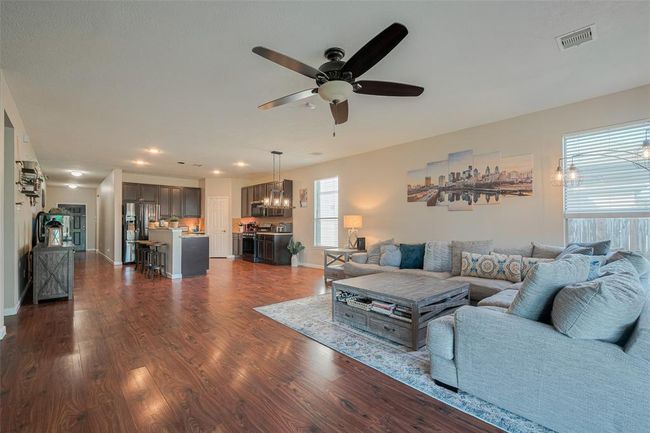 Living area is open to the kitchen | Image 11
