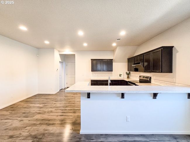 2220 Se 16 Th St, House attached with 3 bedrooms, 3 bathrooms and 2 parking in Gresham OR | Image 10