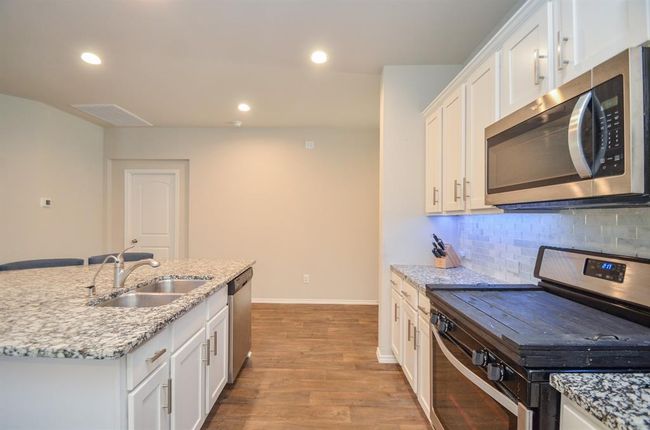 3810 Willow Valley Ct, House other with 4 bedrooms, 2 bathrooms and 2 parking in Conroe TX | Image 12