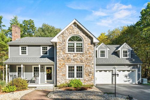 71 Sage Ct, Goffstown, NH, 03045-2930 | Card Image