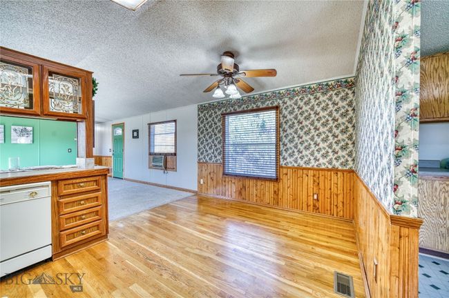 Kitchen, looking into dining area | Image 4