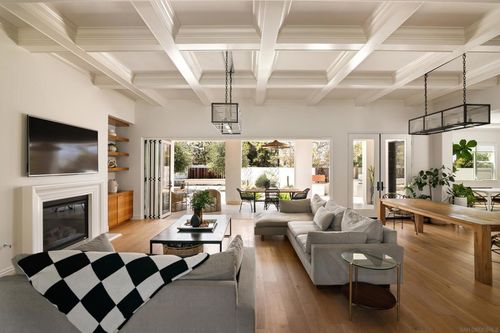 809 Sandy Ct, Encinitas, CA, 92024-2244 | Card Image