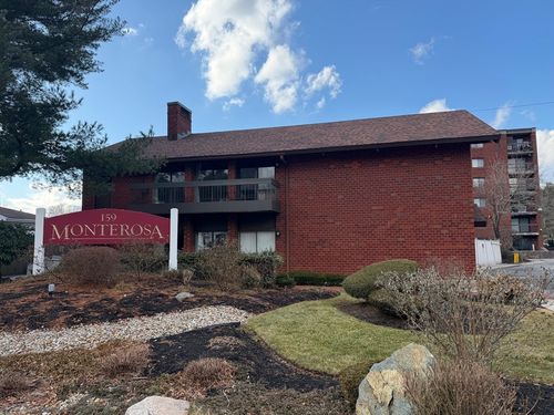39a-159 Main St, Stoneham, MA, 02180-1653 | Card Image