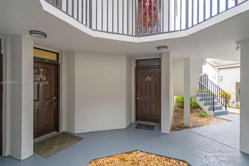 106-213 Lake Pointe Dr, Oakland Park, FL, 33309-7701 | Card Image