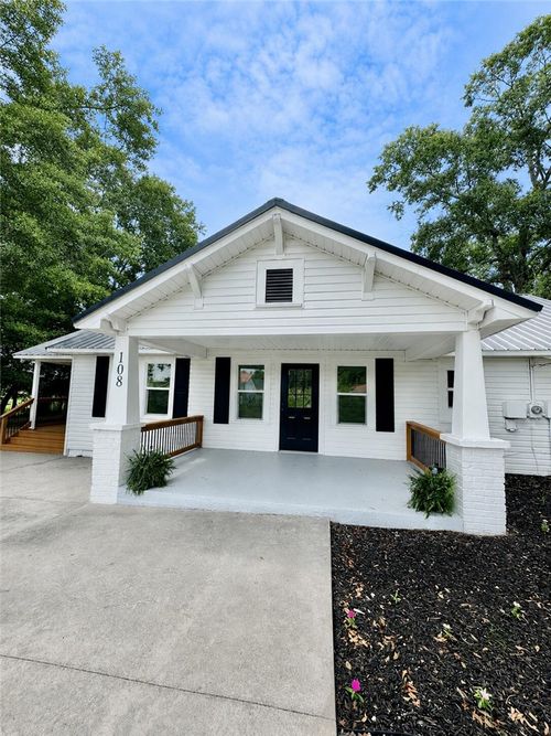 108 Boggs Dr, Townville, SC, 29689-4400 | Card Image