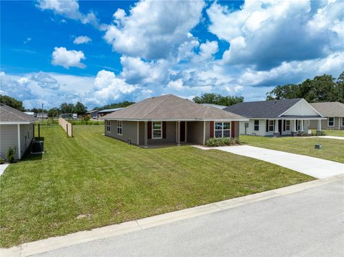 1945 N Roberts Trl, Bell, FL, 32619-4811 | Card Image