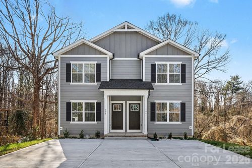 106 10th Ave Se, Hickory, NC, 28602-3607 | Card Image