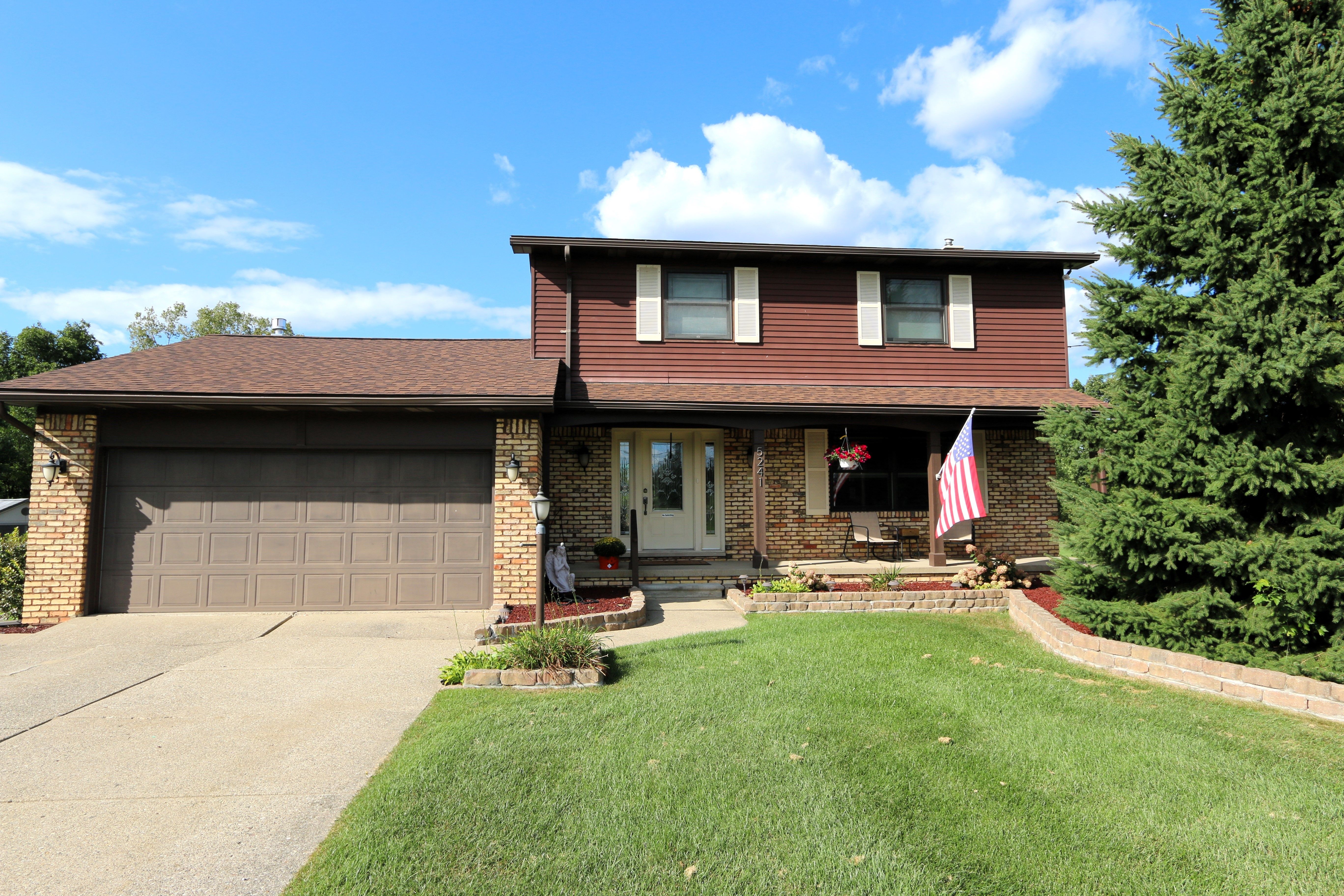 Hill Rd, Grand Blanc, MI 48439