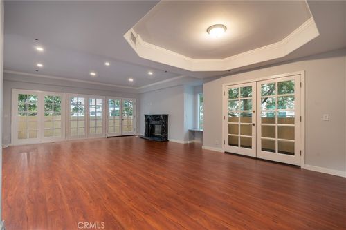 apt-101-120 S Palm Dr, Beverly Hills, CA, 90212-3542 | Card Image