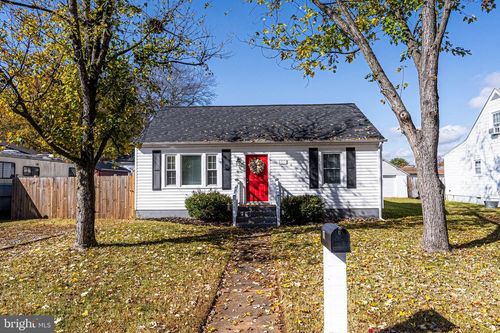 107 Hamilton St, FREDERICKSBURG, VA, 22408-2925 | Card Image