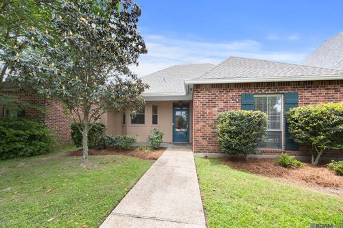 9144 Oxford Place Dr, Baton Rouge, LA, 70809-2553 | Card Image