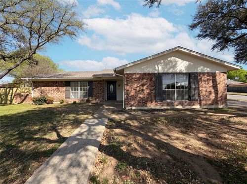 1000 Dorsey St, Burleson, TX, 76028-5650 | Card Image