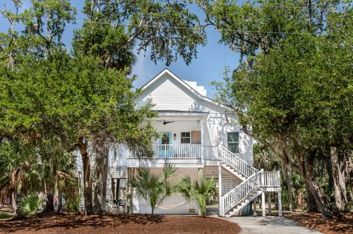 211 Jungle Rd, Edisto Island, SC, 29438-3008 | Card Image