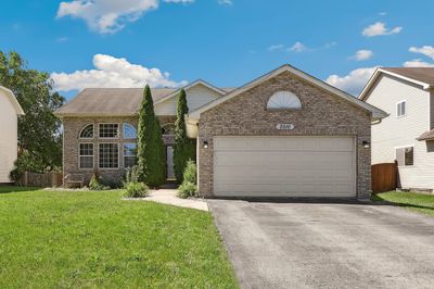 2916 Indian Springs Court, House other with 3 bedrooms, 2 bathrooms and 2 parking in Joliet IL | Image 1