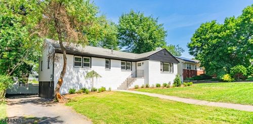 29 Woodhull Ave, West Orange, NJ, 07052-3535 | Card Image