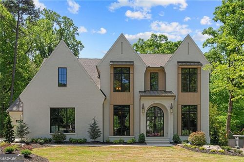 3262 Woodrow Way Ne, Brookhaven, GA, 30319-2422 | Card Image