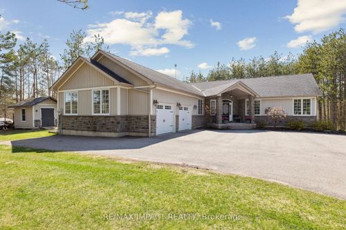 27 Slalom Dr, Bethany, ON, L0A1A0 | Card Image