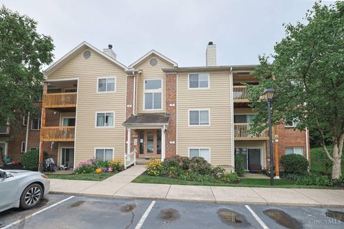 979 Cedar Ridge Dr, Cincinnati, OH, 45245-3050 | Card Image