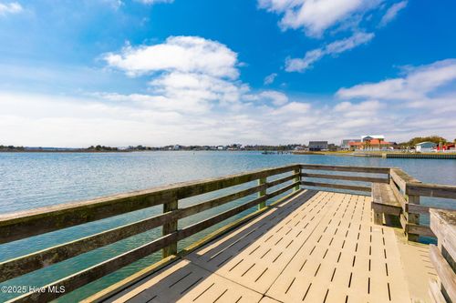 122 Lejeune Rd, Cape Carteret, NC, 28584-9258 | Card Image