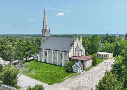 523 Simcoe St, Beaverton, ON, L0K1A0 | Card Image