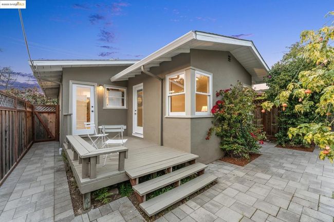1040 Camelia St, House other with 2 bedrooms, 1 bathrooms and null parking in Berkeley CA | Image 55