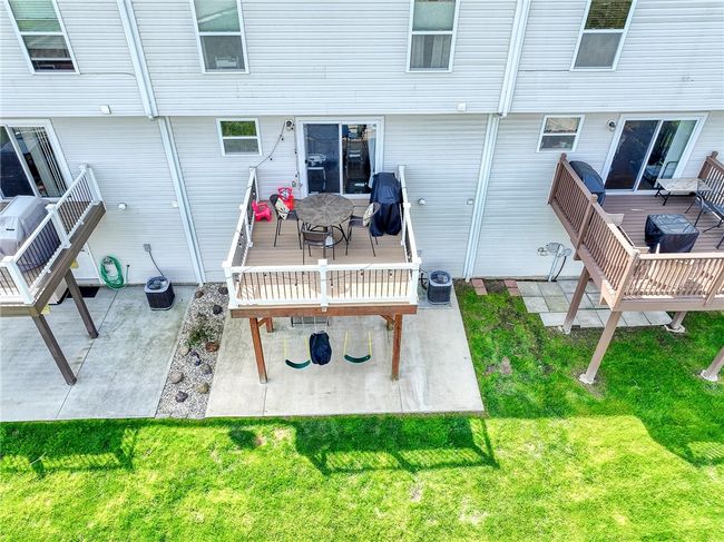 102 Cole Ct, Townhouse with 3 bedrooms, 3 bathrooms and 2 parking in Harmony PA | Image 27