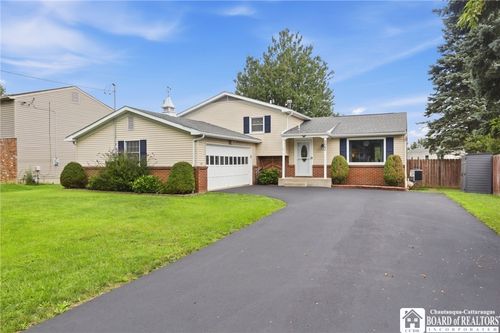 3062 Cloverbank Rd, Hamburg, NY, 14075-3424 | Card Image